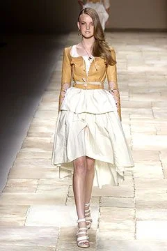 Look 18